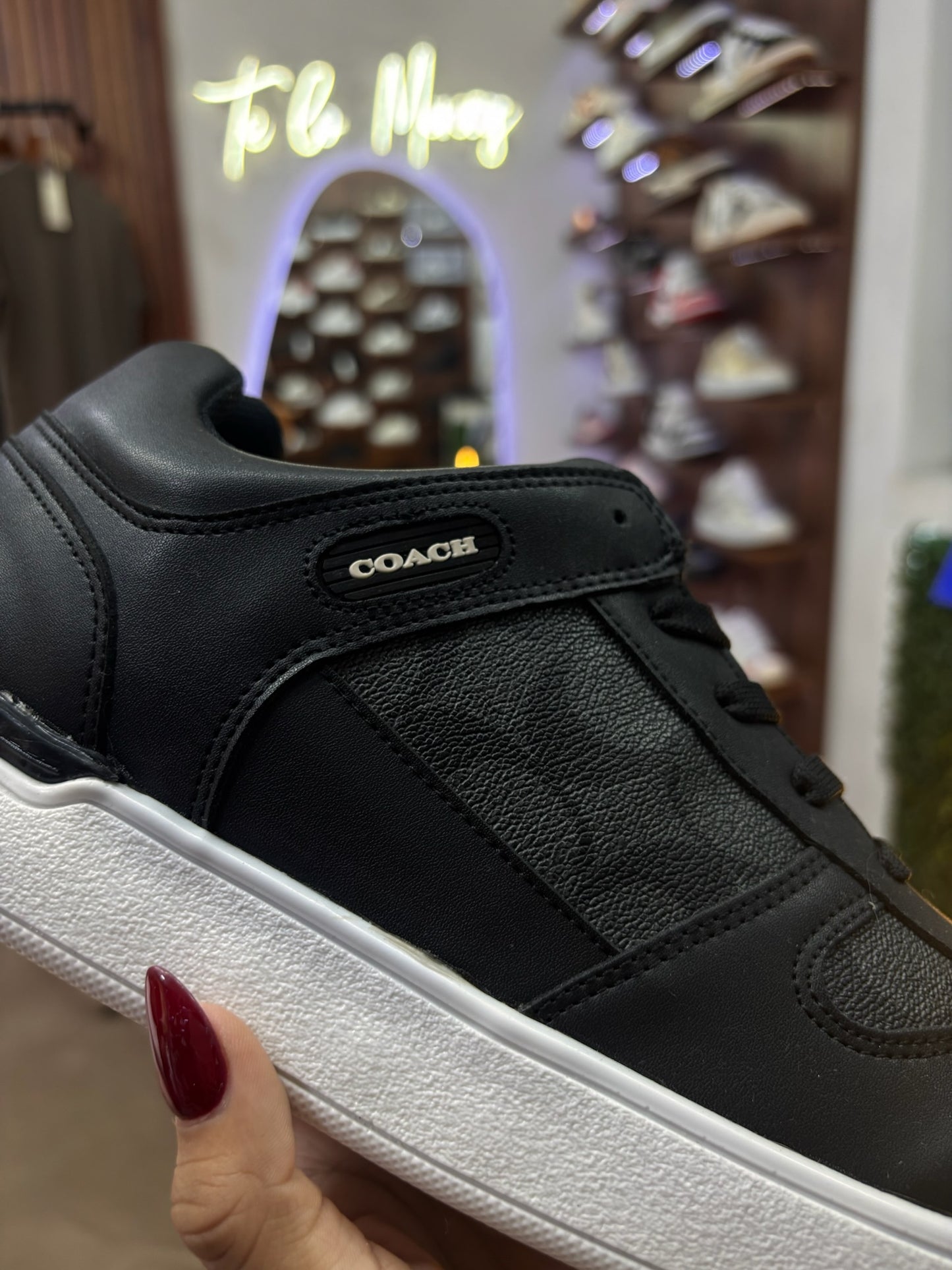Coach Classic Black