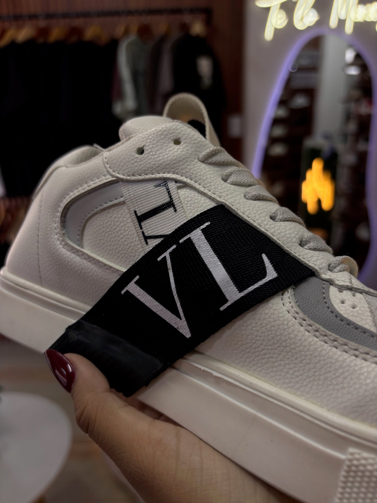 Valentino blanco