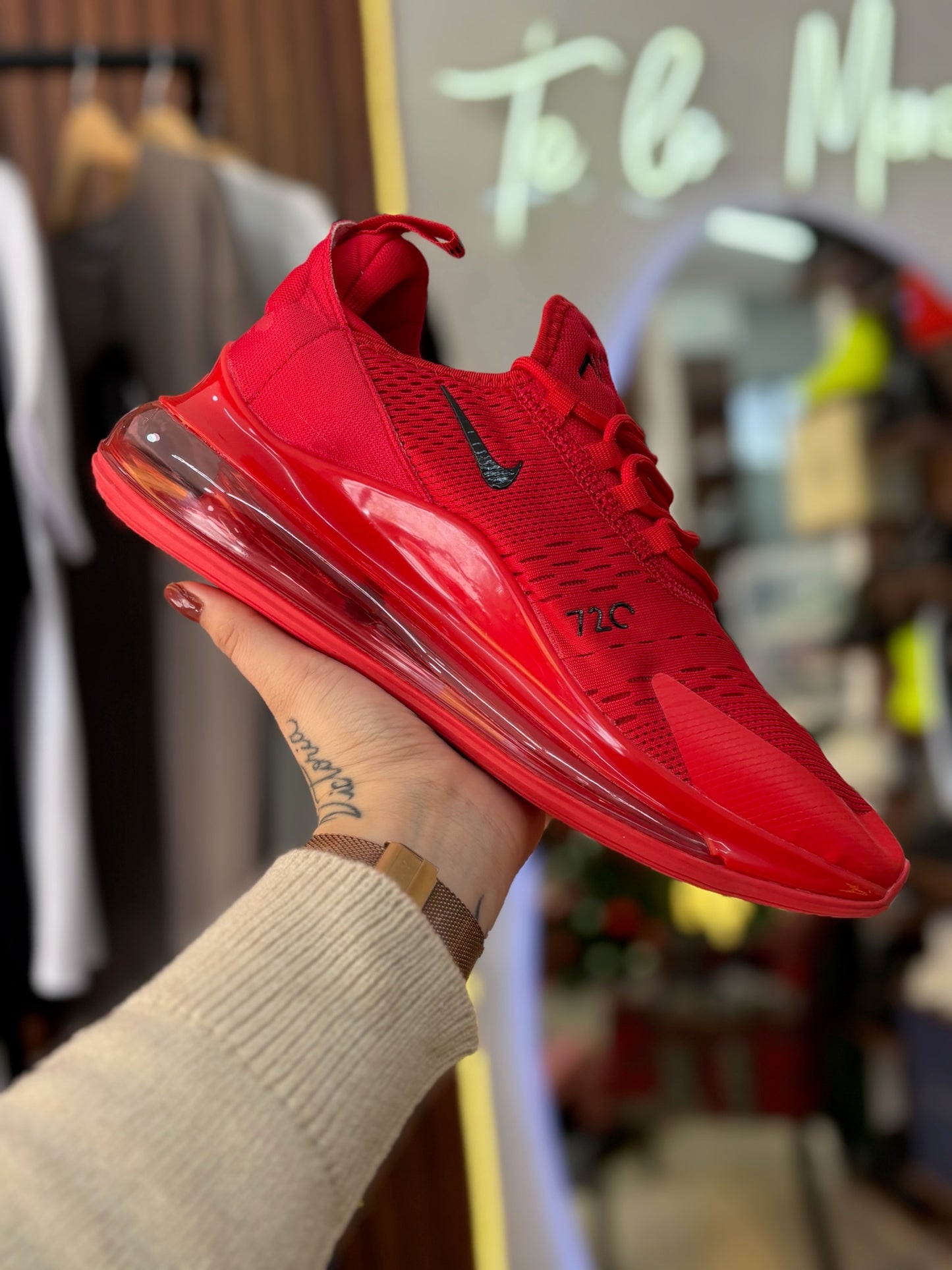 Nike Air Max 720 Red