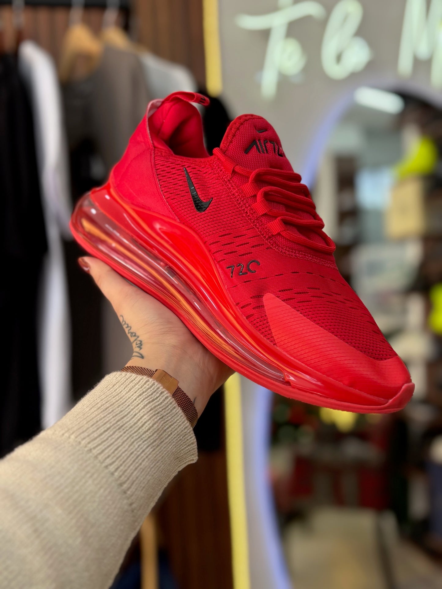 Nike Air Max 720 Red