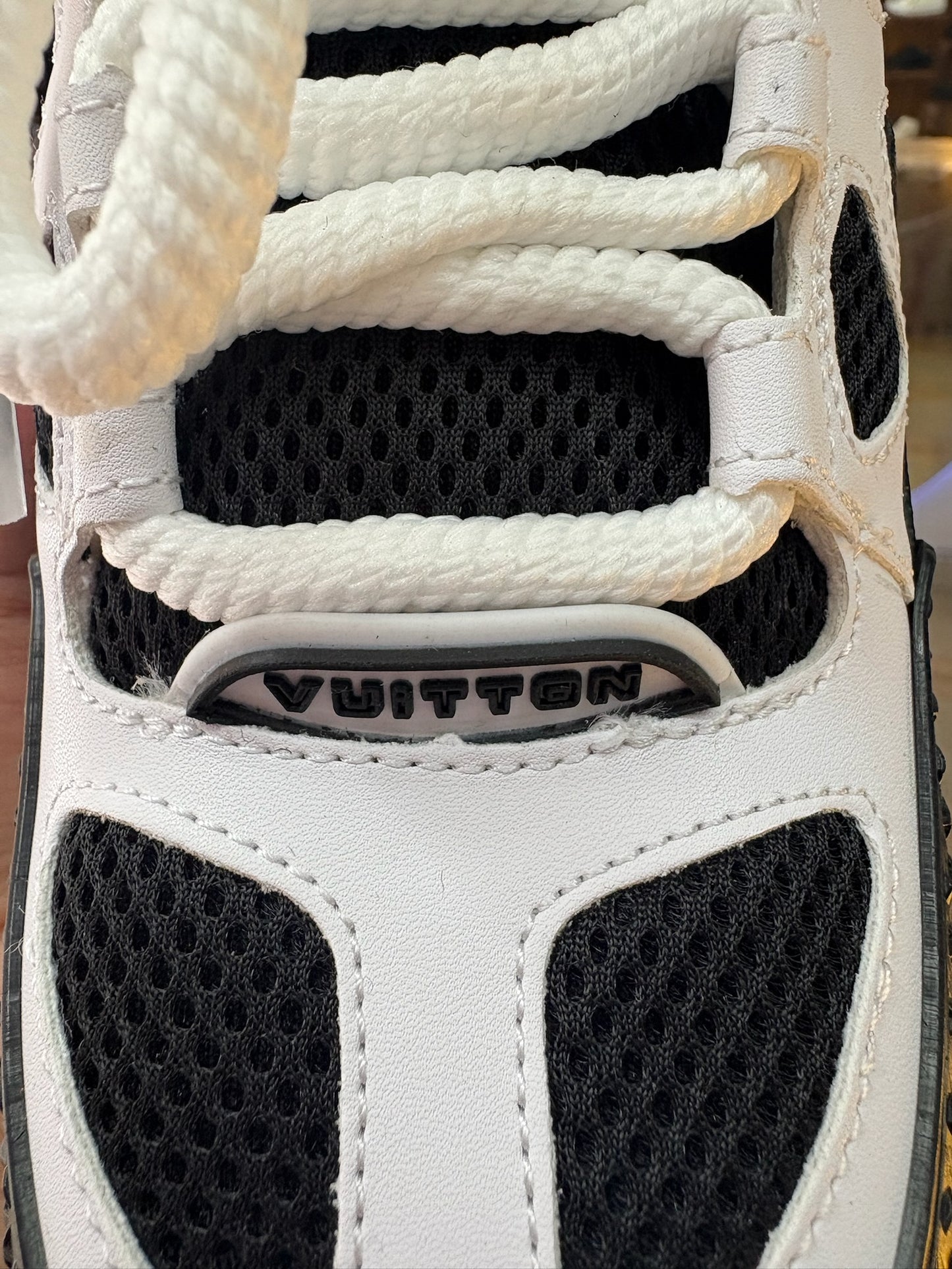 Louis Vuitton Trainer Black Flower