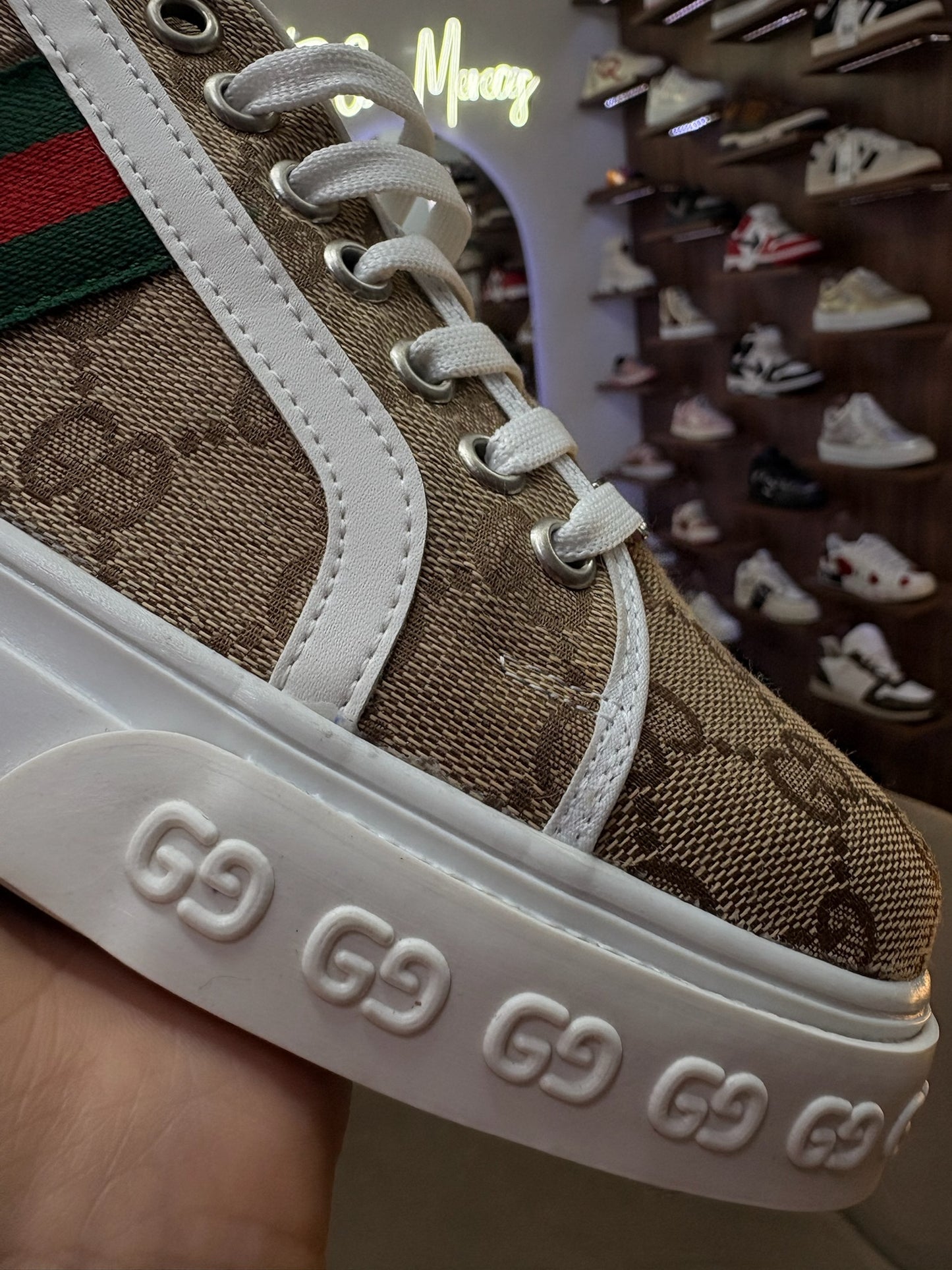 Gucci 1977