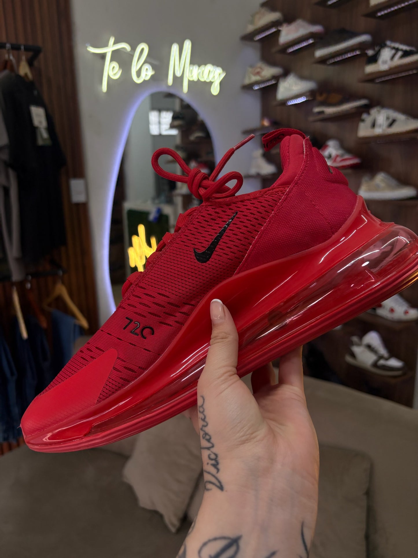 Nike Air Max 720 Red