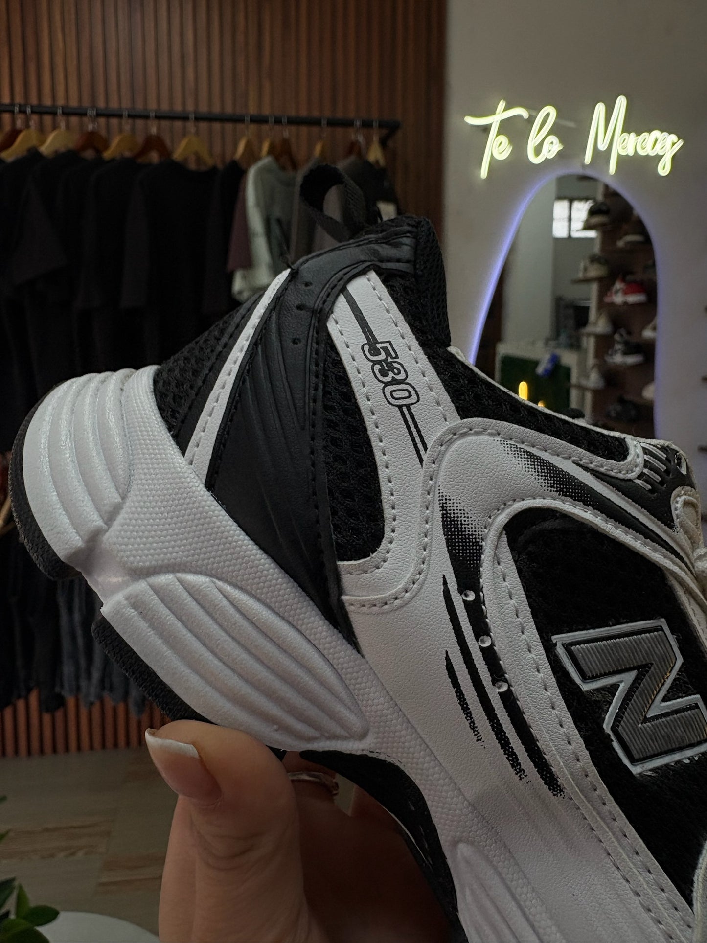 New Balance 530 Blanco/Negro