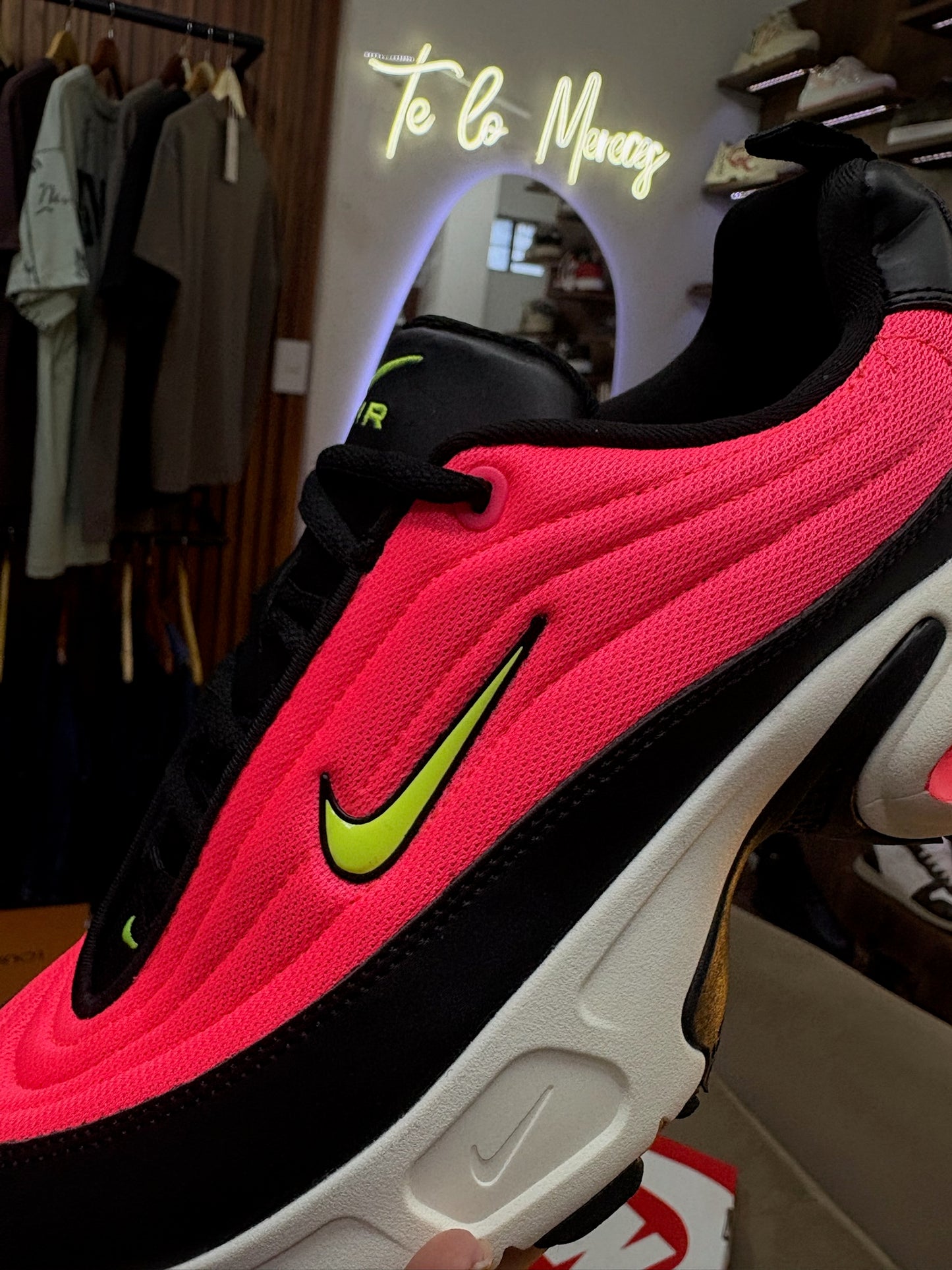 Nike Air Max Rosa G5