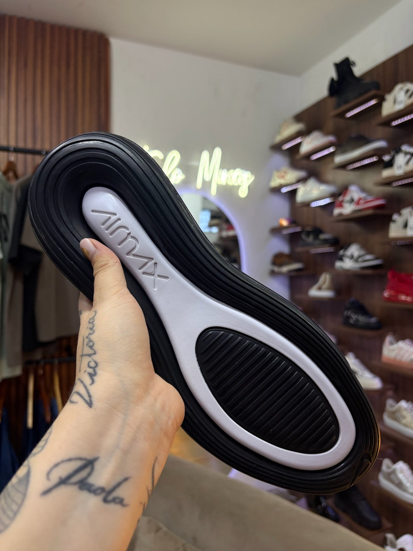 Nike 720 Ballena negro/blanco