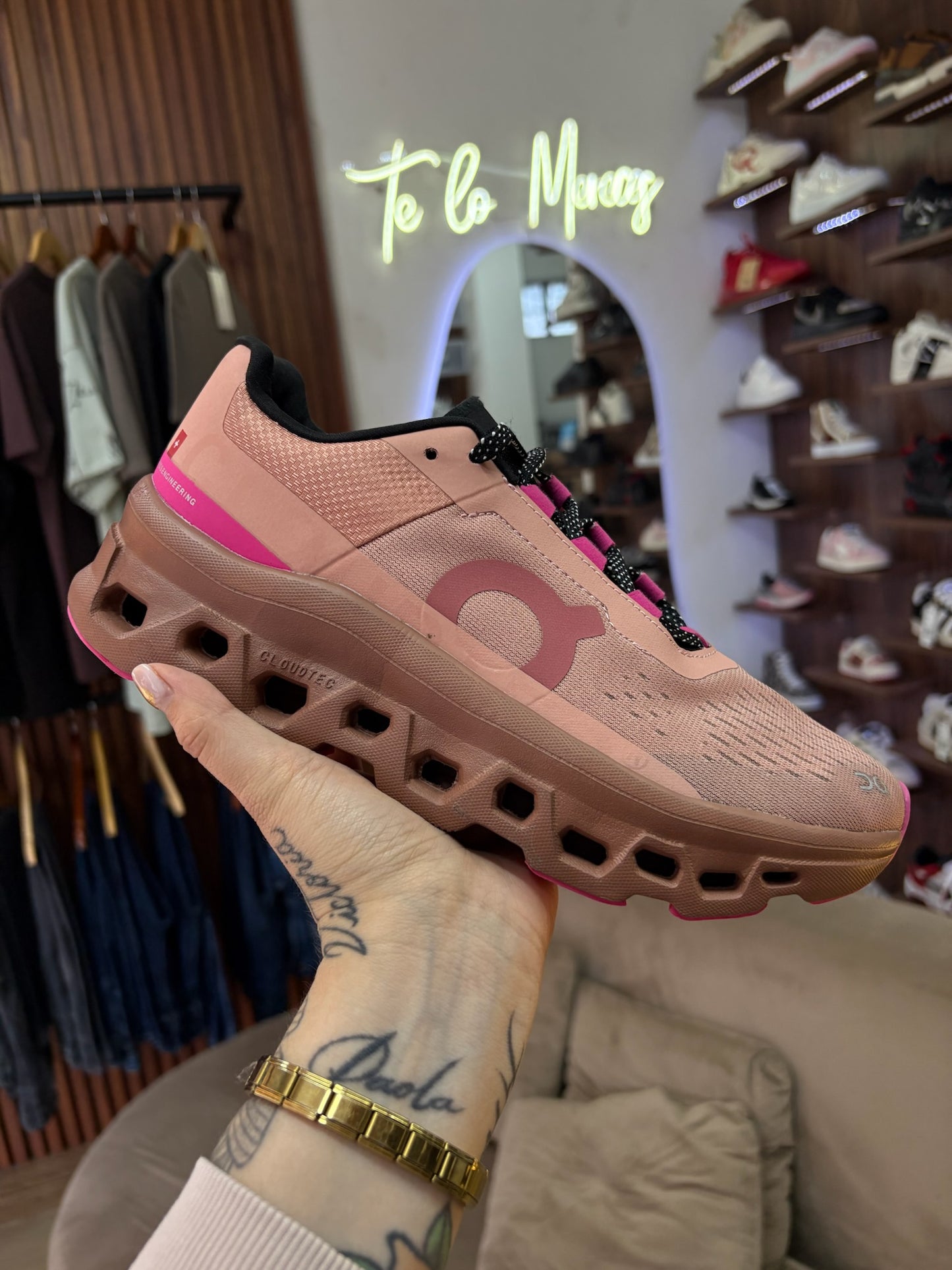 On Cloud Pink Edition