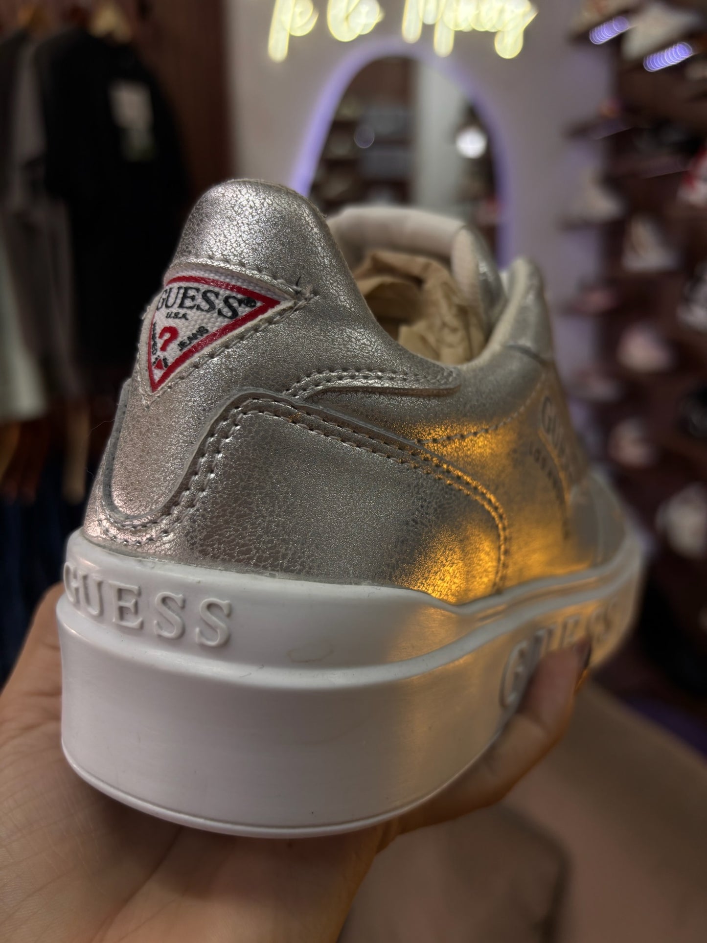Guess Plateado
