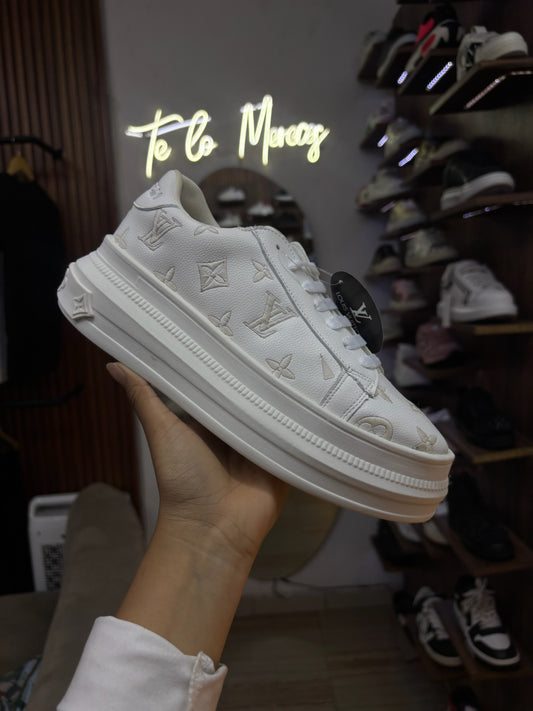 Louis Vuitton Time Out Magic