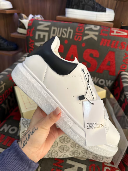 Alexander McQueen Clasico blanco